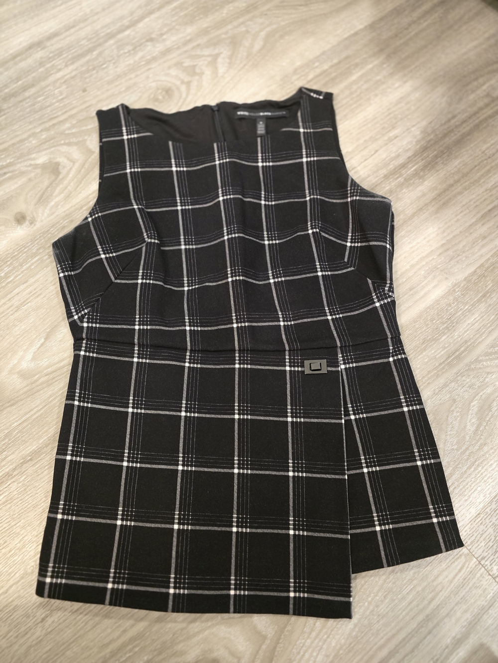 White House Black Market Black and White Plaid Sleeveless Blouse